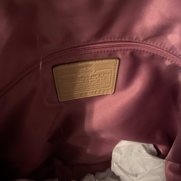 Gold Coach bag - Picture 4 of 5